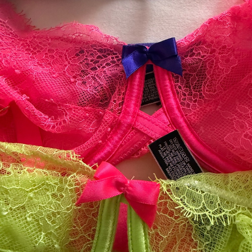Preowned Victoria’s Secret Lace Underwire Unlined Bra Set Neon Pink Lime Sz 36D - Picture 3 of 6